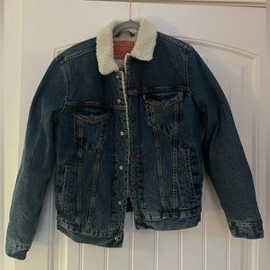 Levi’s men Sherpa jean jacket